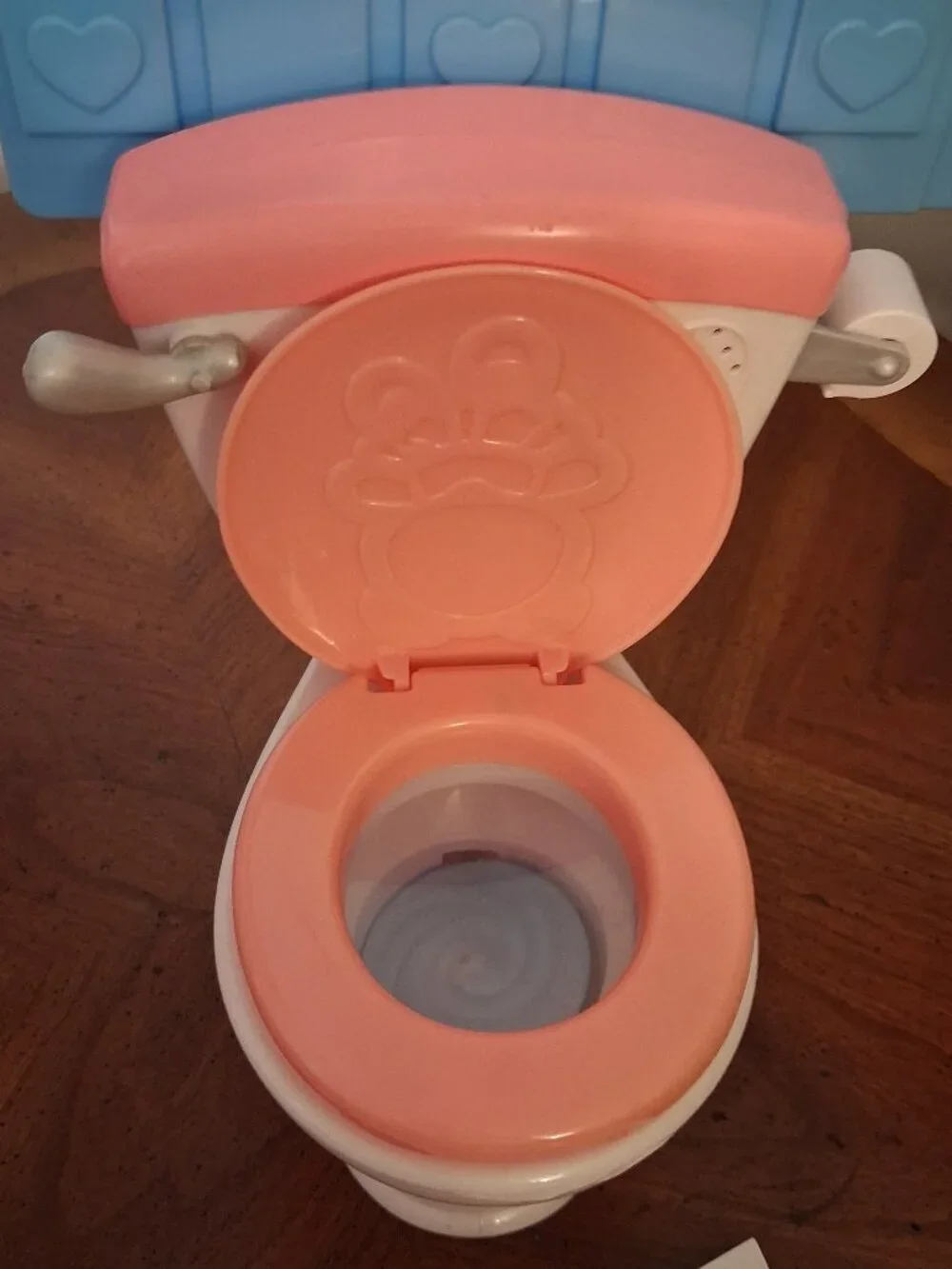 HTF 2008 Fisher Price Little Mommy “Gotta Go” Potty Doll & Bathroom Set Works